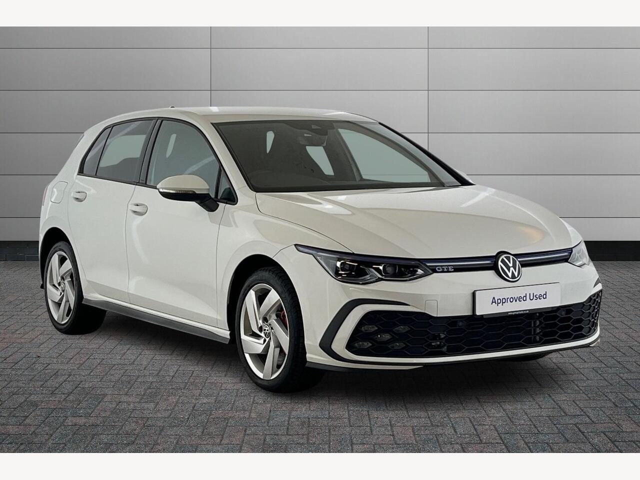Main listing image - Volkswagen Golf GTE