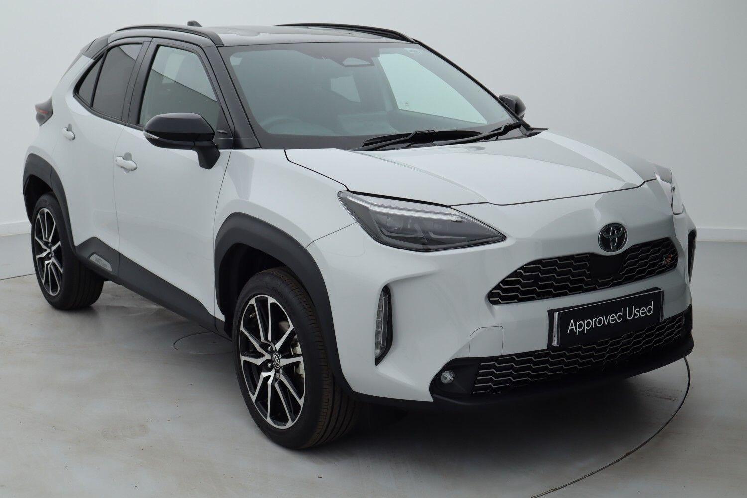 Main listing image - Toyota Yaris Cross