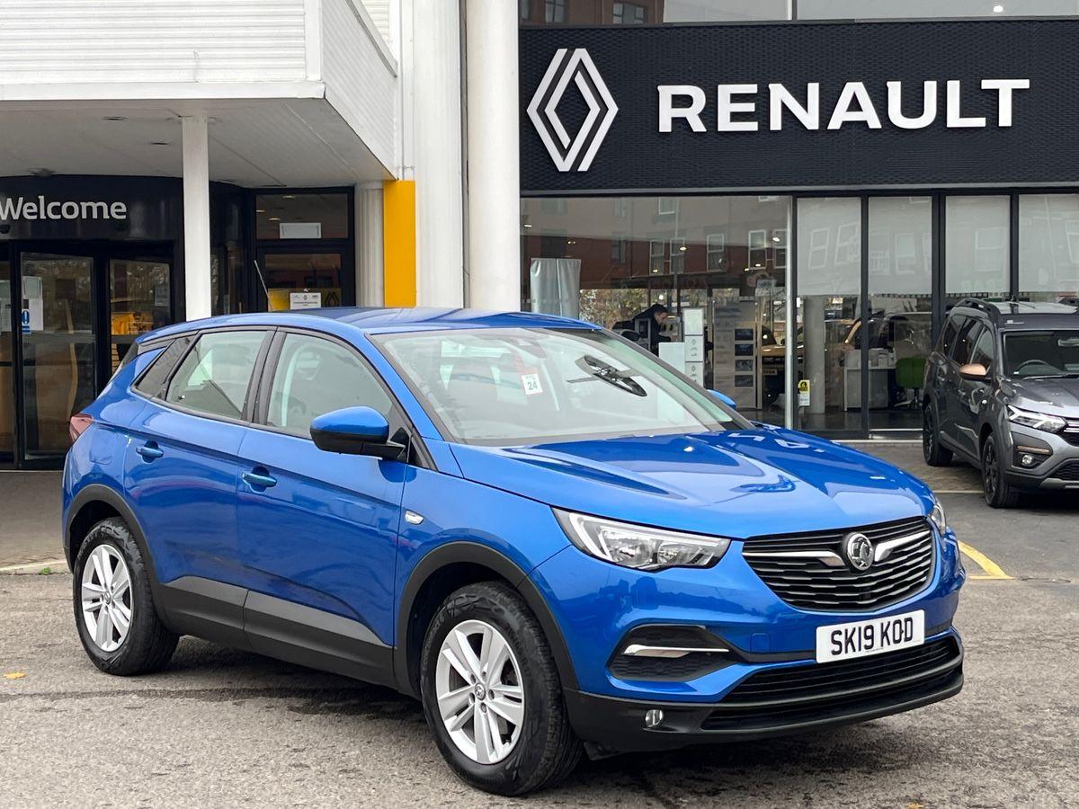 Main listing image - Vauxhall Grandland X