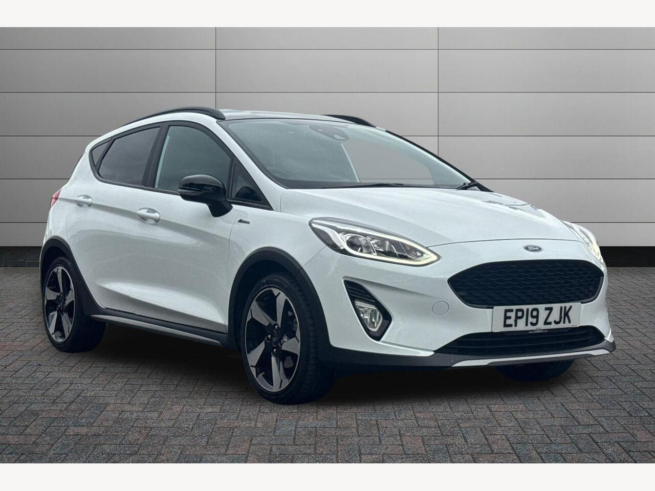 Main listing image - Ford Fiesta