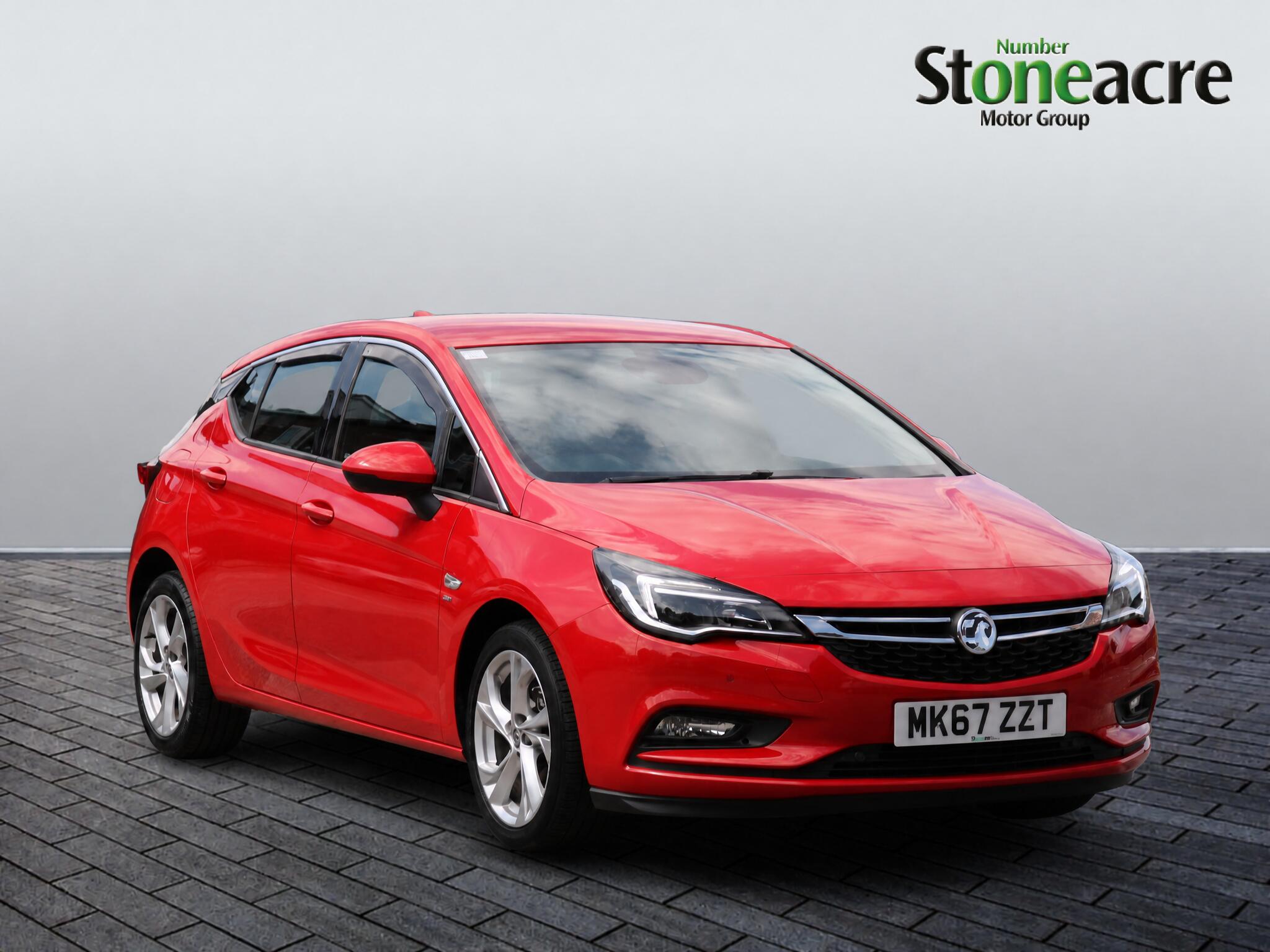 Main listing image - Vauxhall Astra