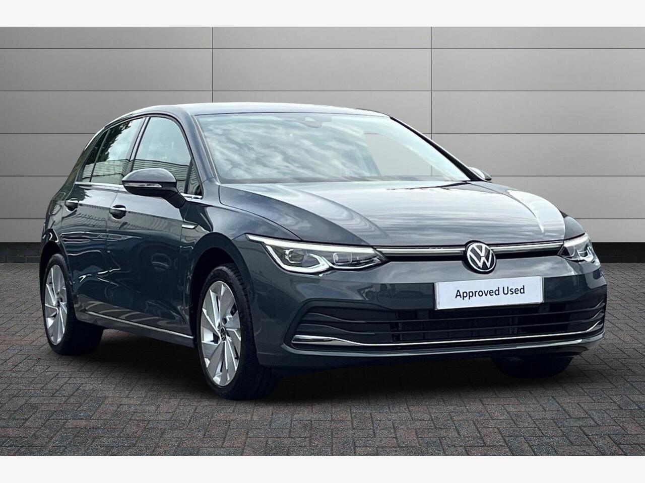 Main listing image - Volkswagen Golf