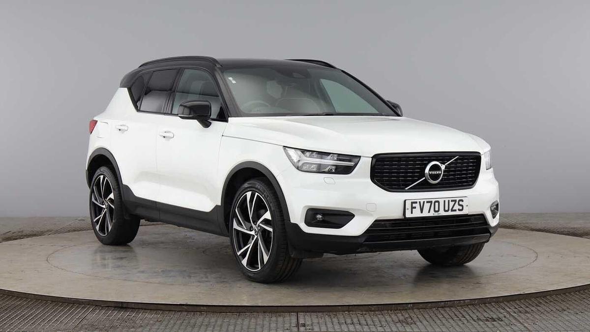 Main listing image - Volvo XC40