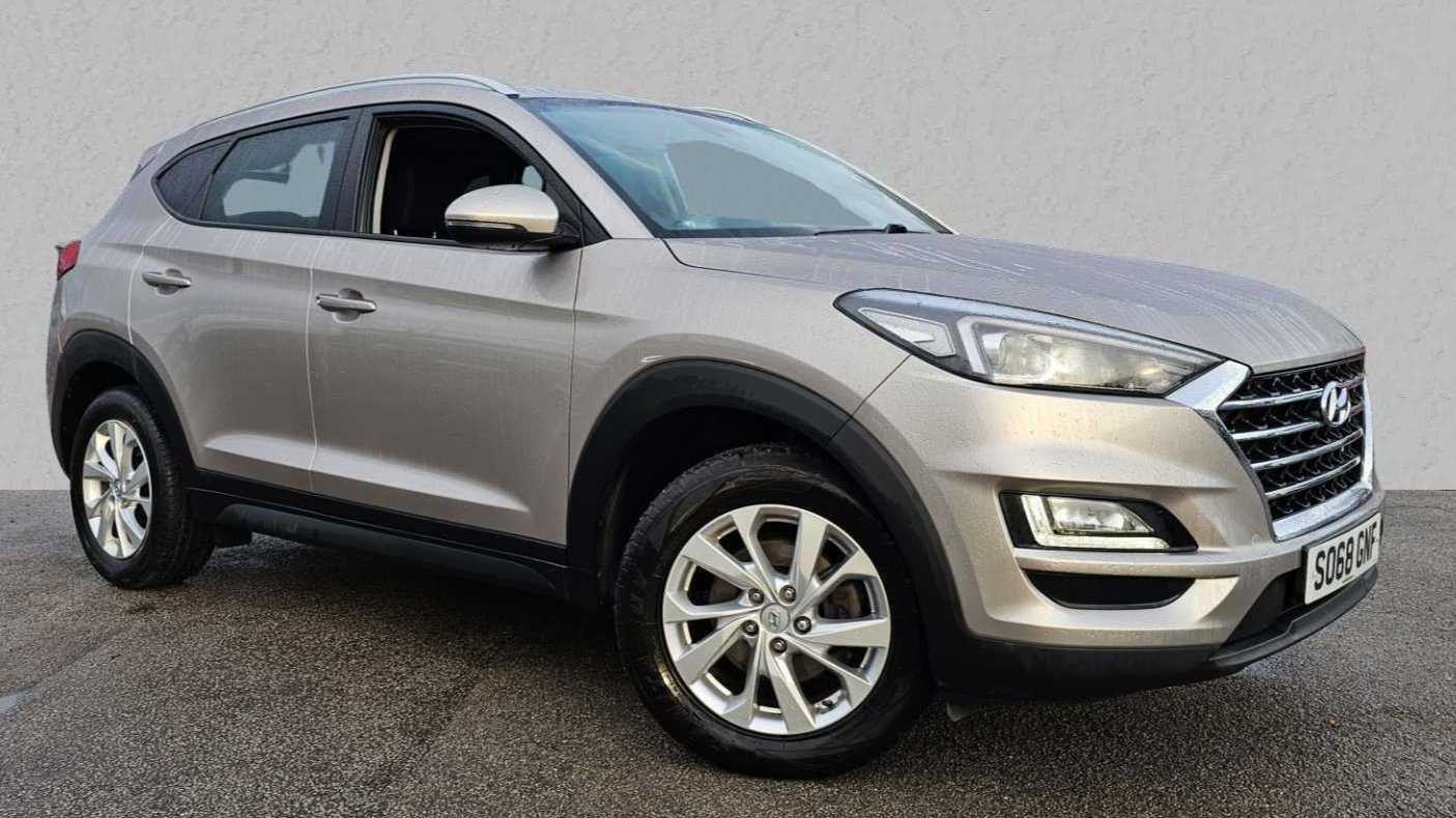 Main listing image - Hyundai Tucson