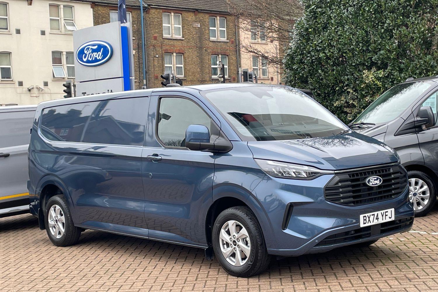 Main listing image - Ford Transit Custom