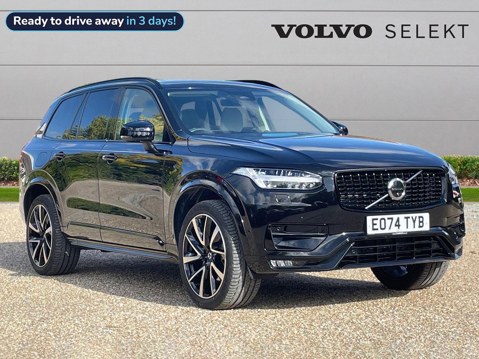 Main listing image - Volvo XC90