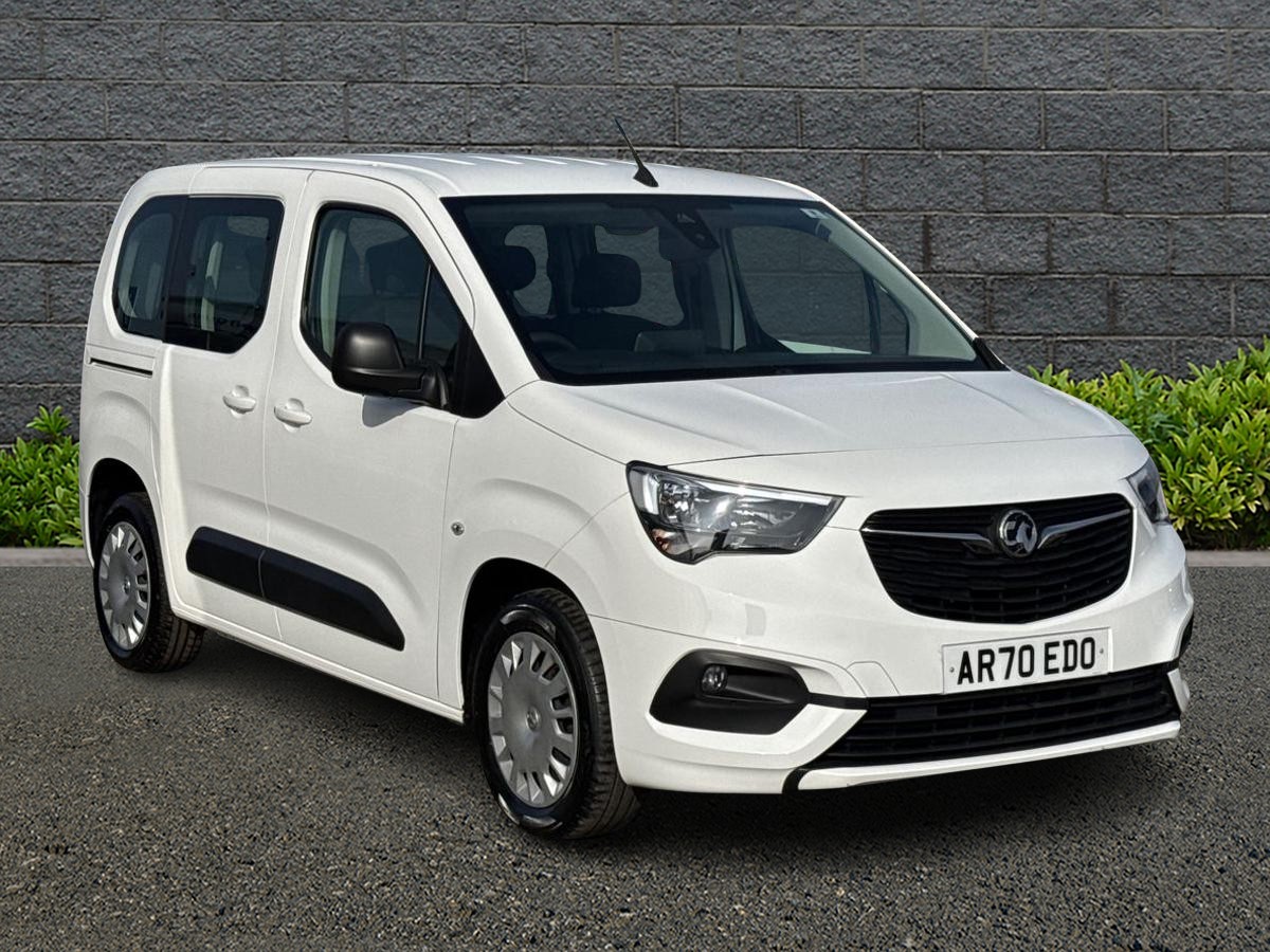 Main listing image - Vauxhall Combo Life