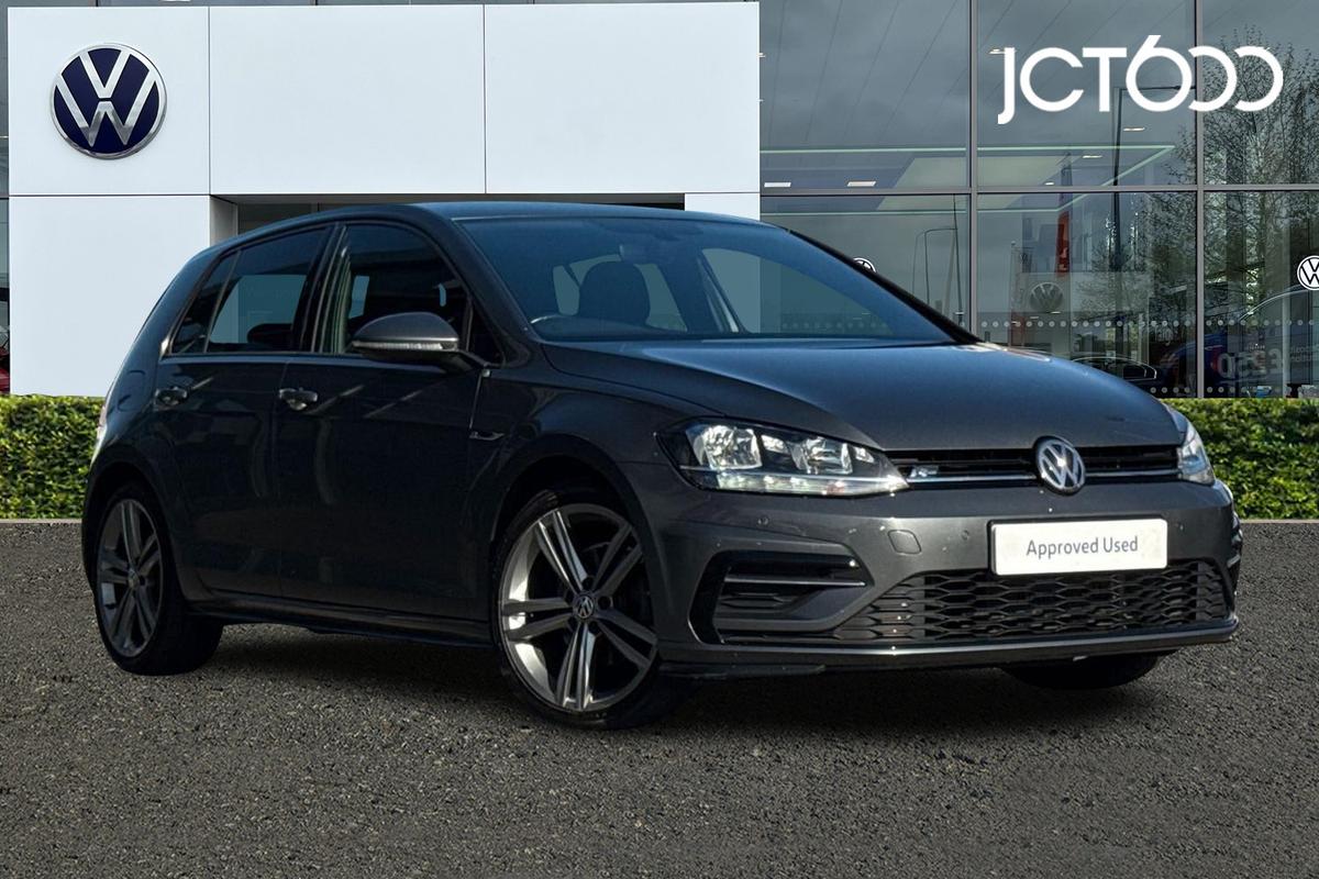 Main listing image - Volkswagen Golf