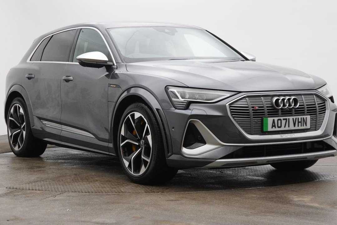 Main listing image - Audi e-tron S