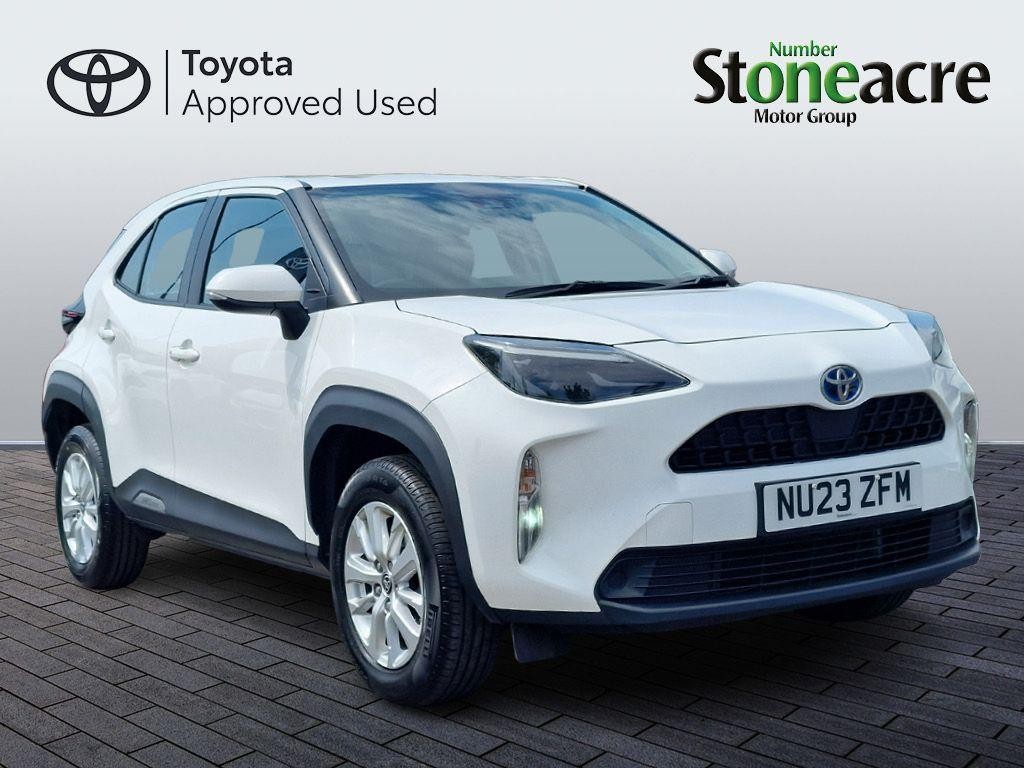 Main listing image - Toyota Yaris Cross