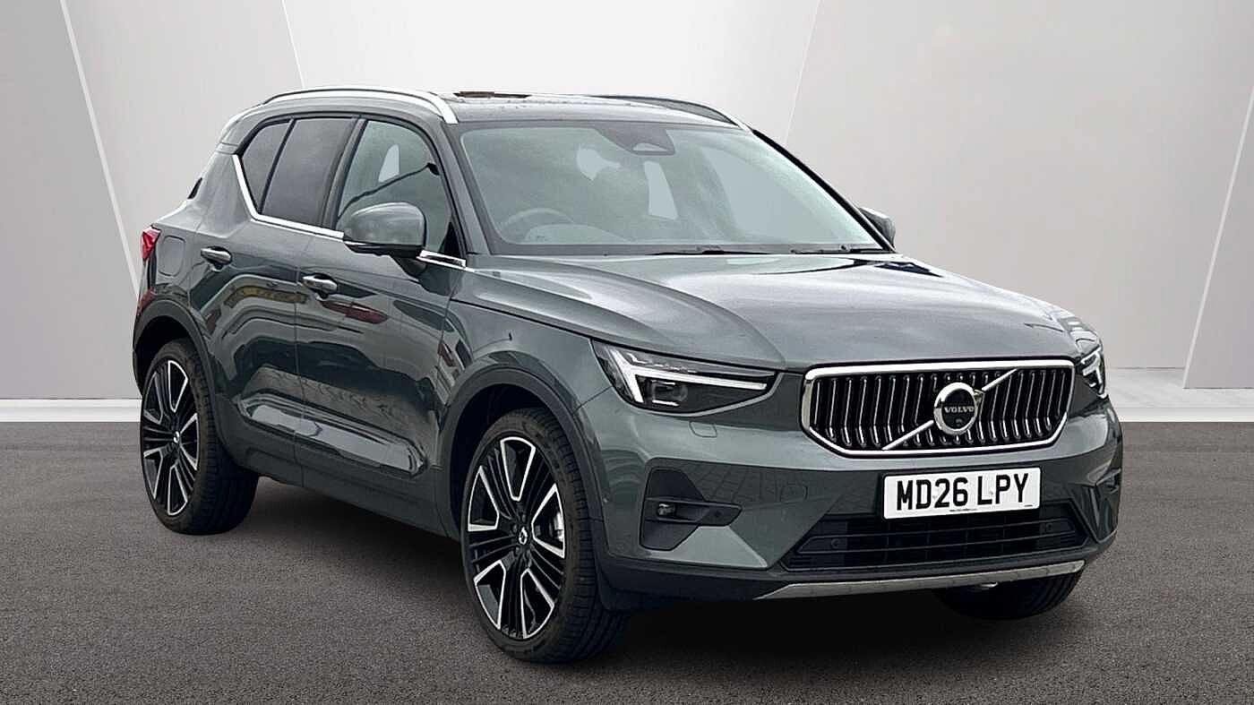 Main listing image - Volvo XC40