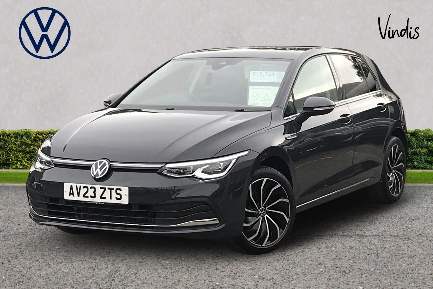 Main listing image - Volkswagen Golf