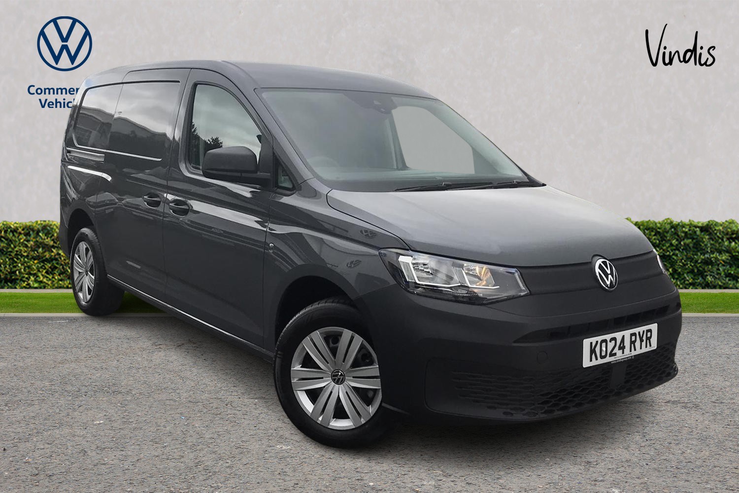 Main listing image - Volkswagen Caddy Maxi