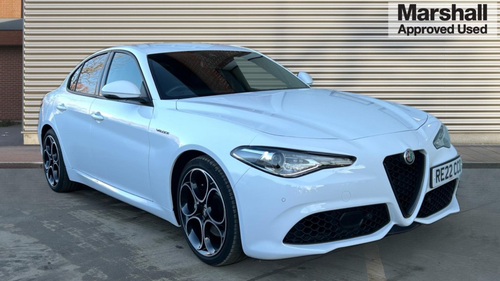 Main listing image - Alfa Romeo Giulia