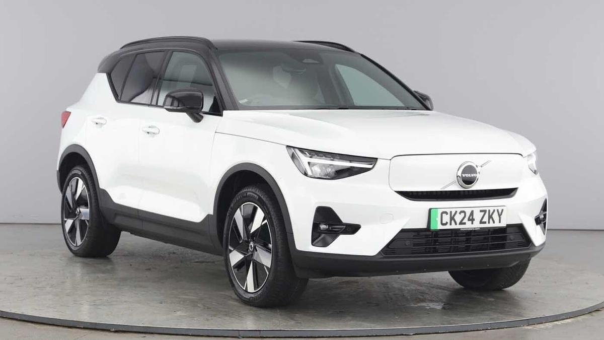 Main listing image - Volvo XC40 Recharge