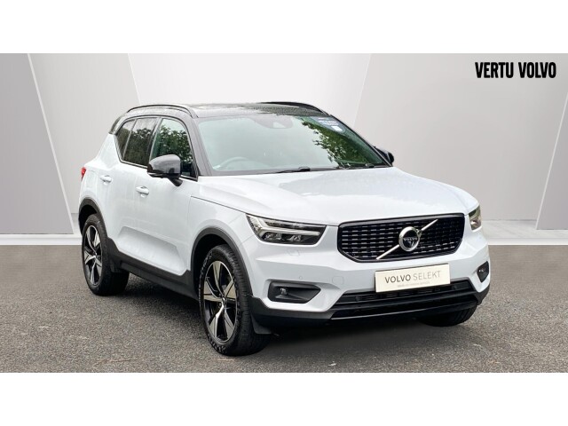 Main listing image - Volvo XC40 Recharge