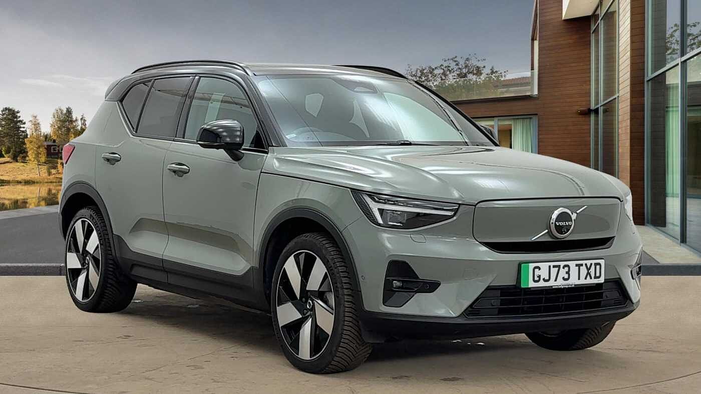 Main listing image - Volvo XC40 Recharge