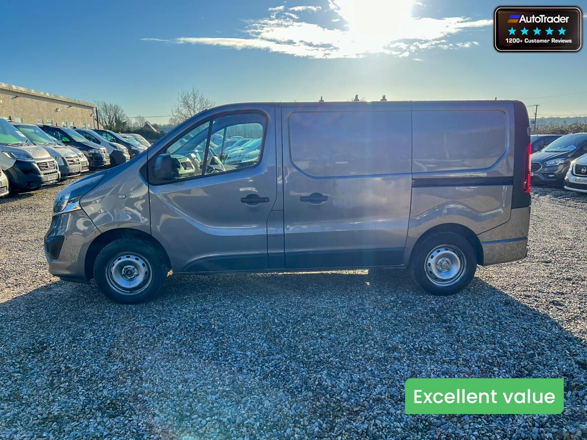 Main listing image - Vauxhall Vivaro