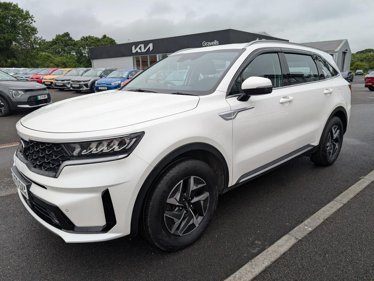 Main listing image - Kia Sorento