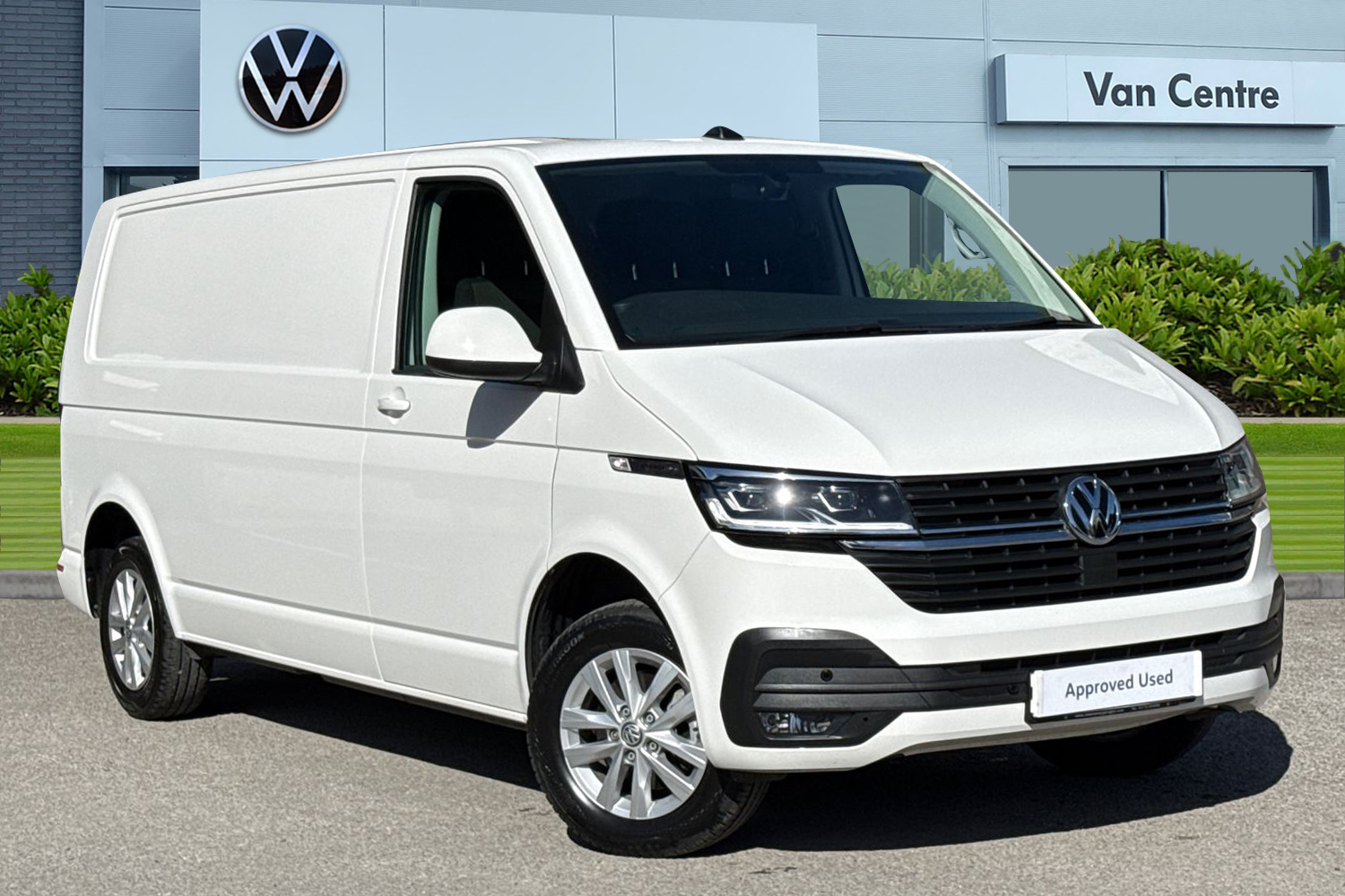 Main listing image - Volkswagen Transporter