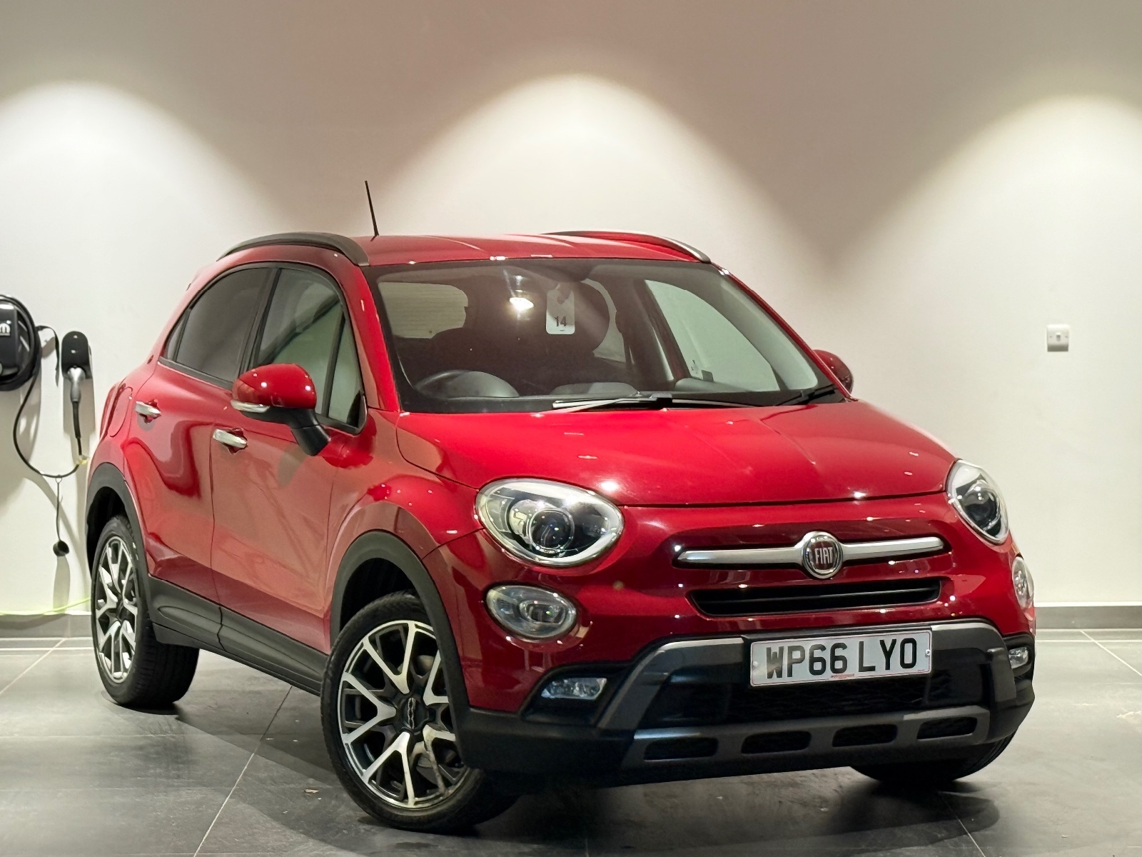 Main listing image - Fiat 500X