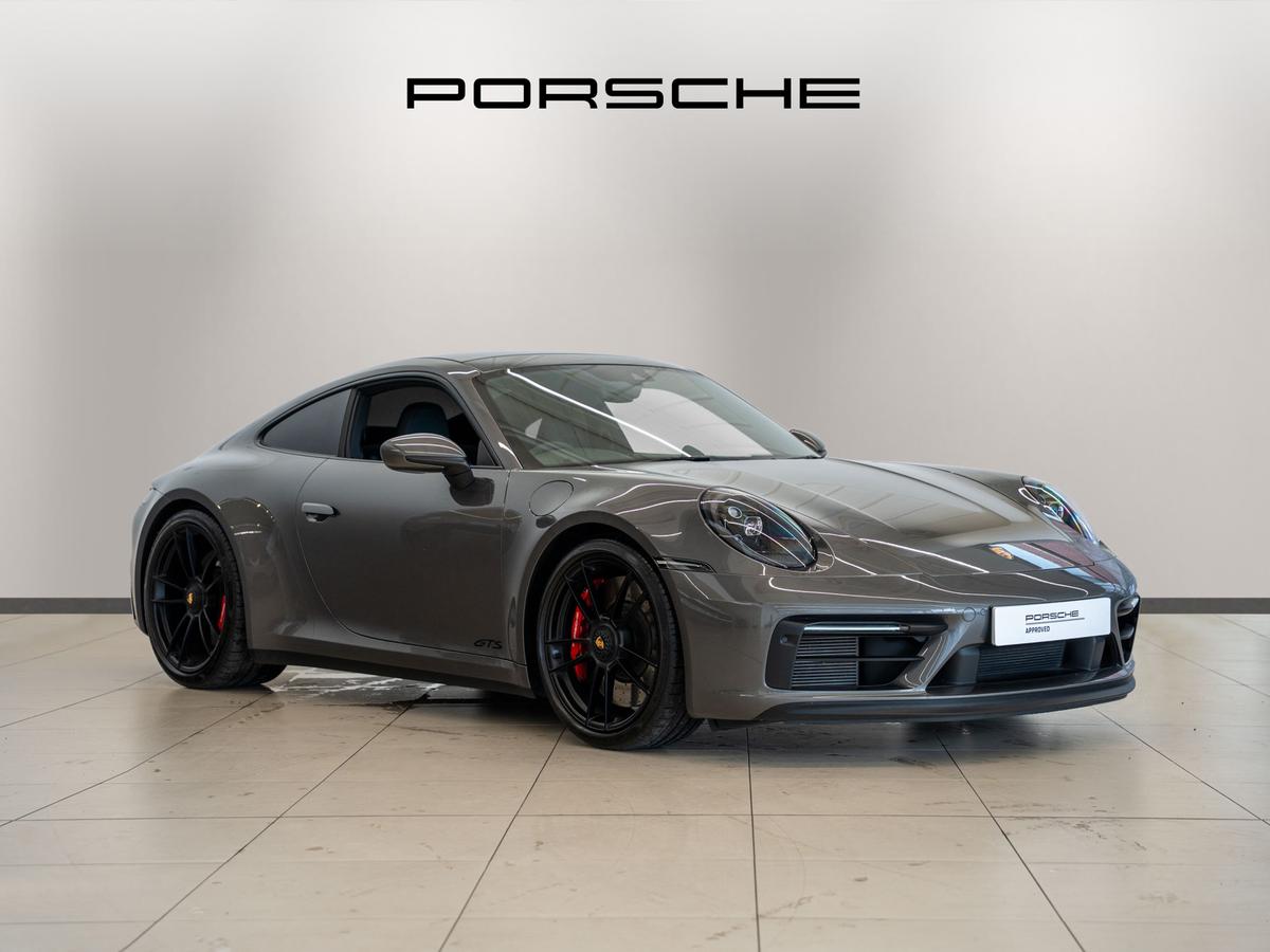 Main listing image - Porsche 911