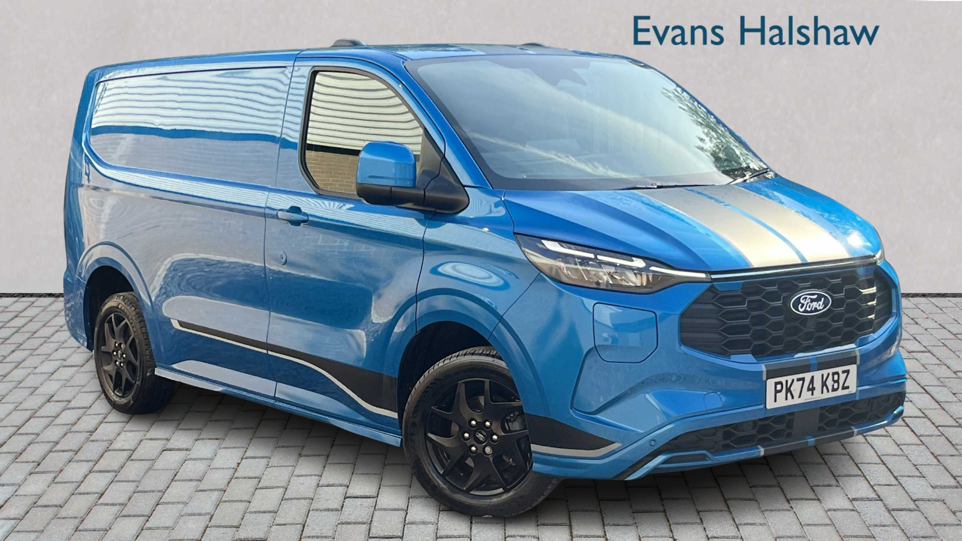 Main listing image - Ford Transit Custom