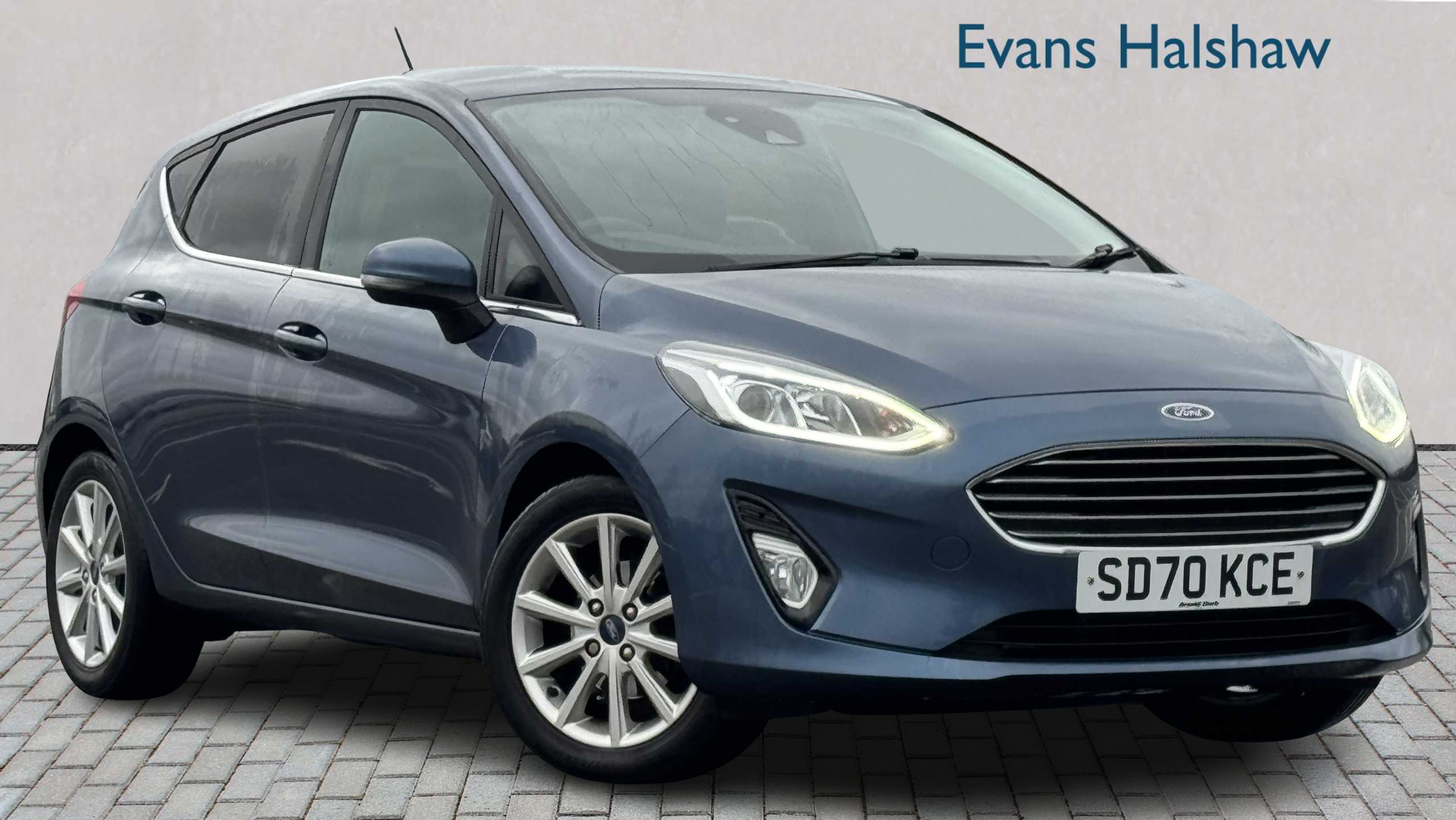 Main listing image - Ford Fiesta