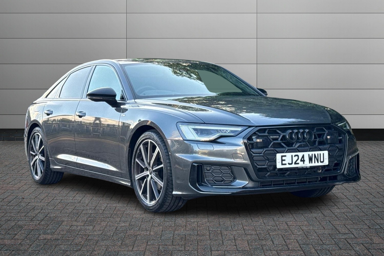 Main listing image - Audi A6