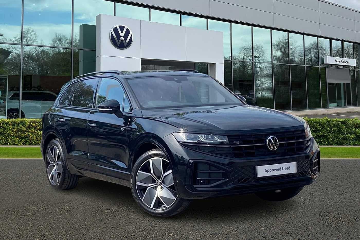 Main listing image - Volkswagen Touareg