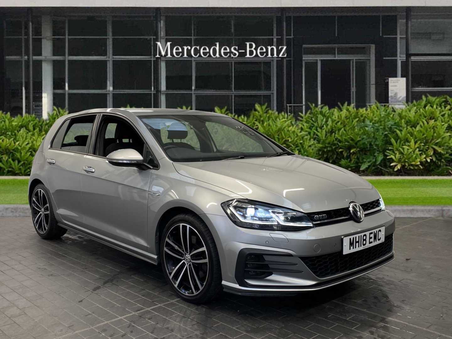 Main listing image - Volkswagen Golf