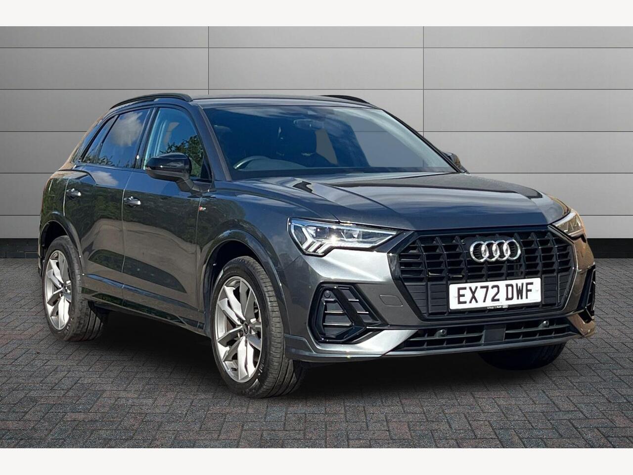 Main listing image - Audi Q3