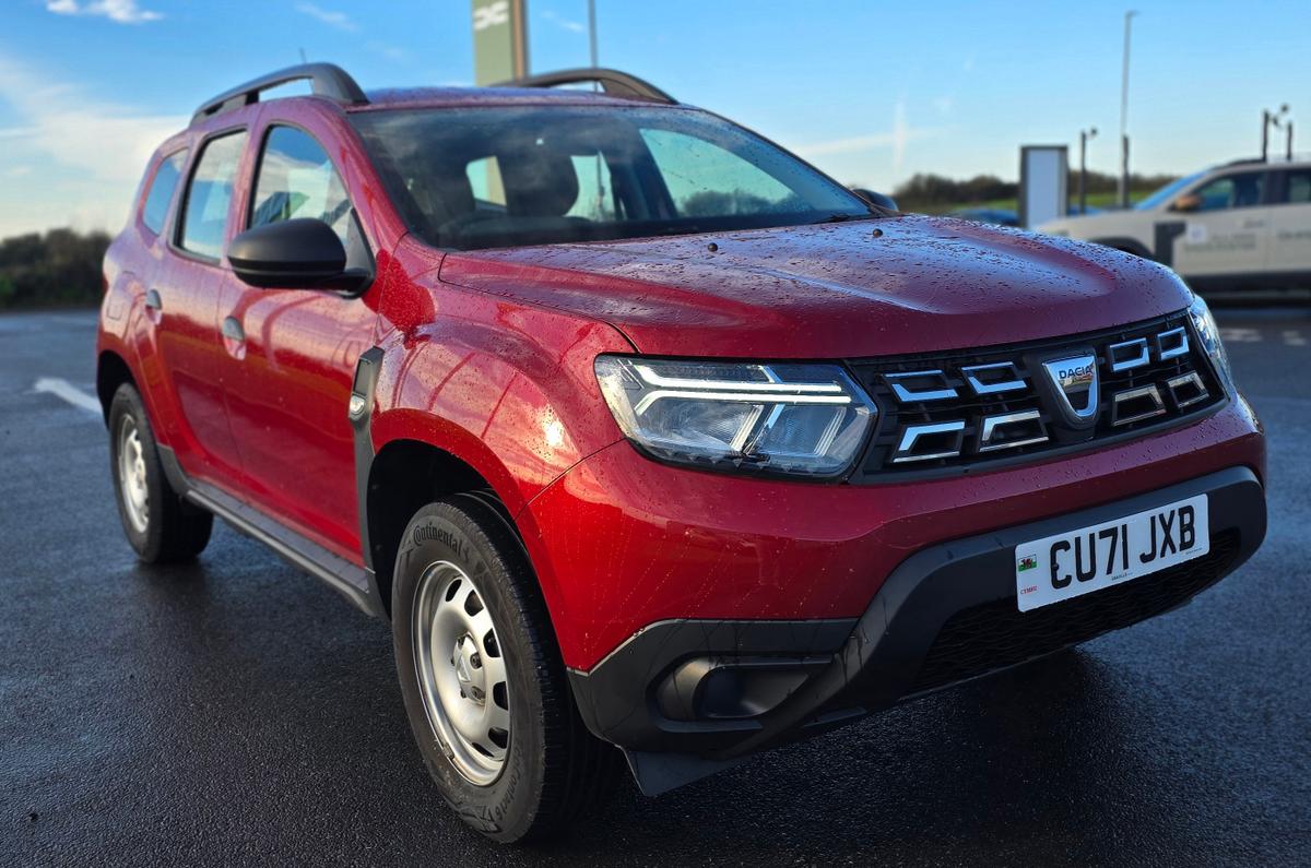 Main listing image - Dacia Duster