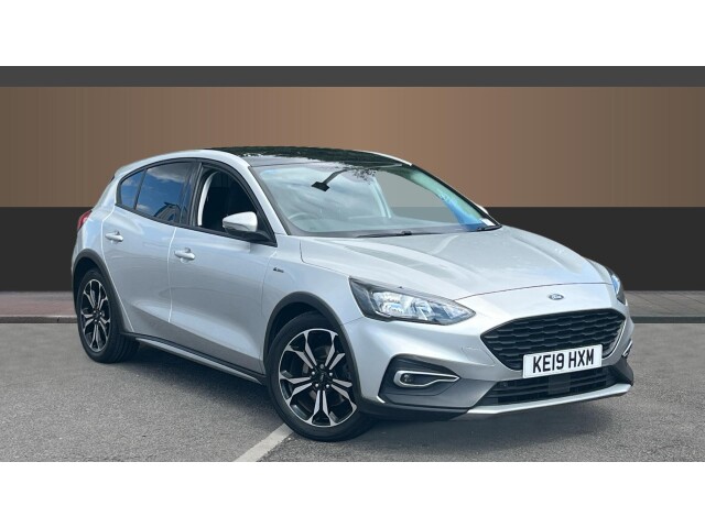 Main listing image - Ford Focus Active