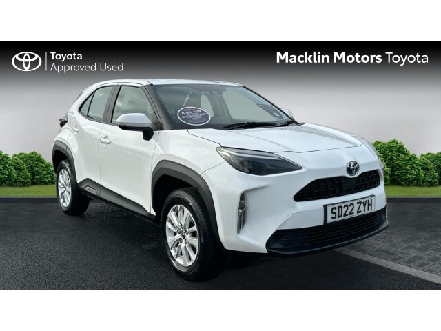 Main listing image - Toyota Yaris Cross