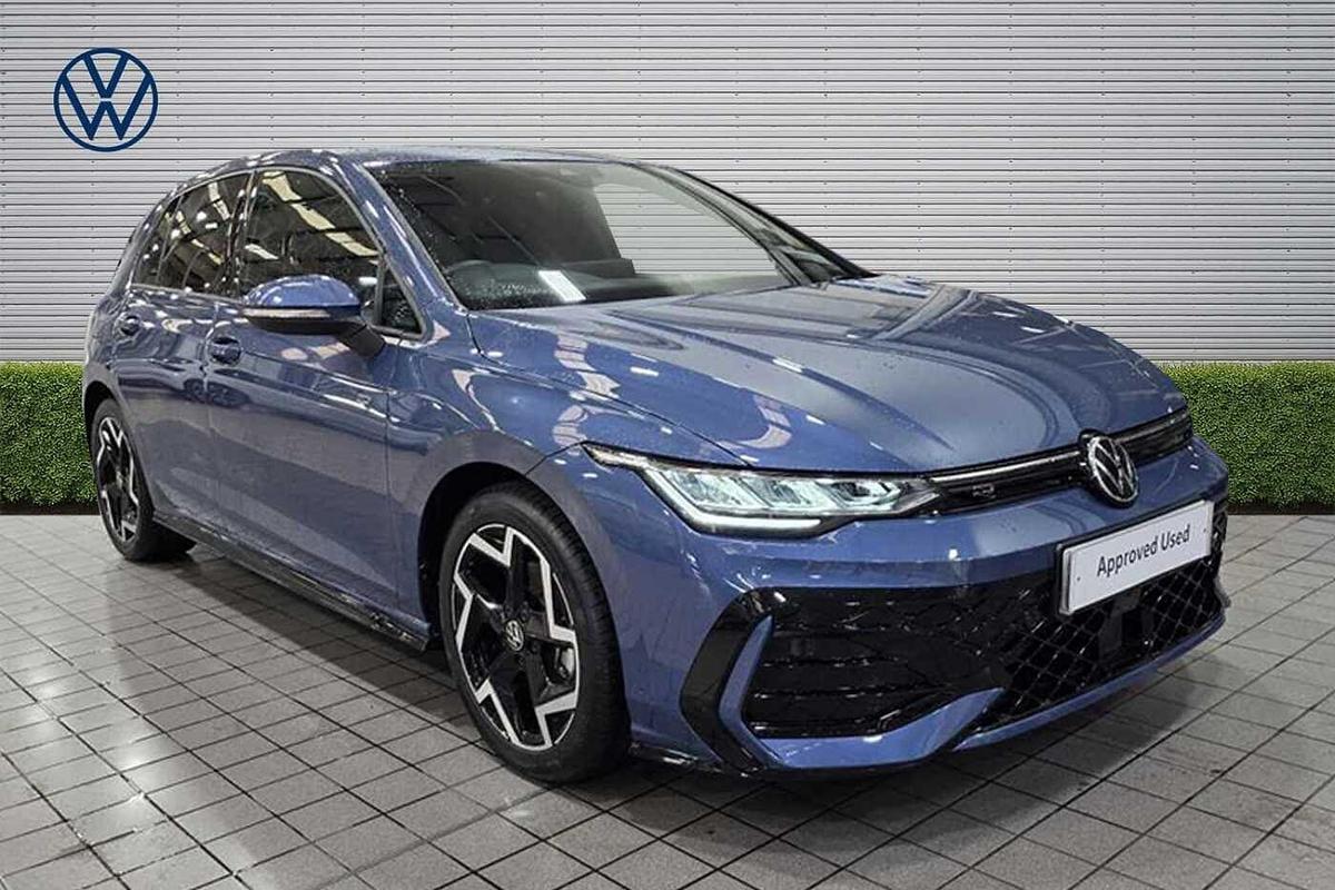 Main listing image - Volkswagen Golf