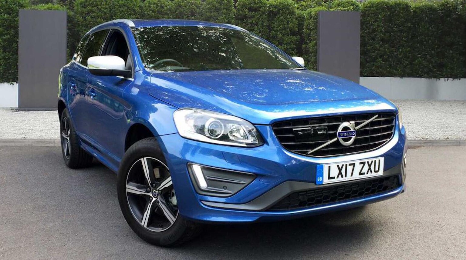 Main listing image - Volvo XC60