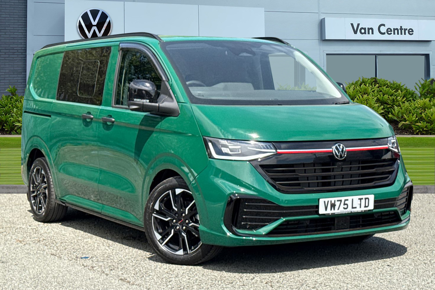 Main listing image - Volkswagen Transporter