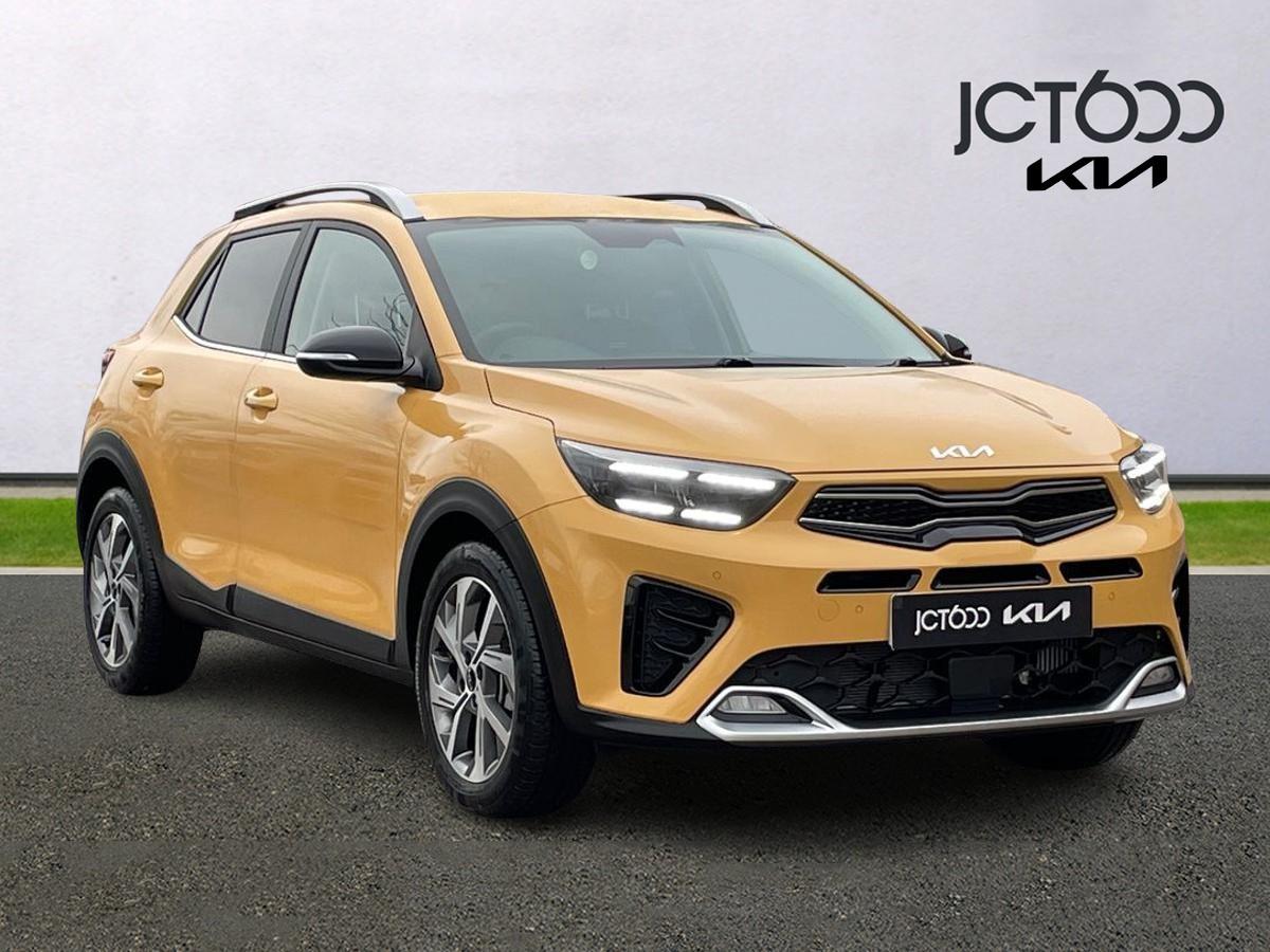 Main listing image - Kia Stonic