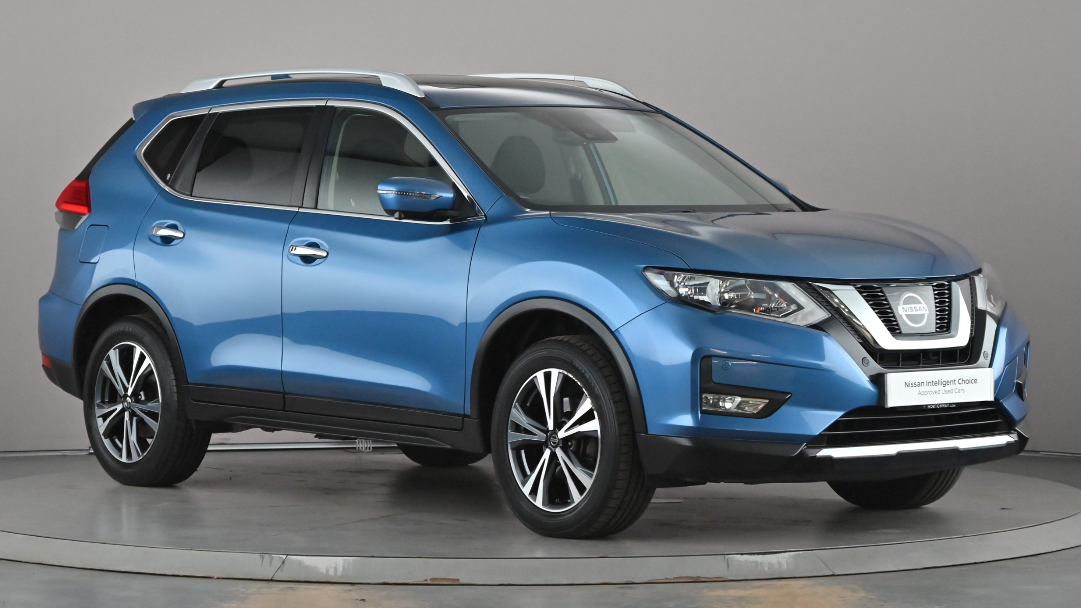 Main listing image - Nissan X-Trail