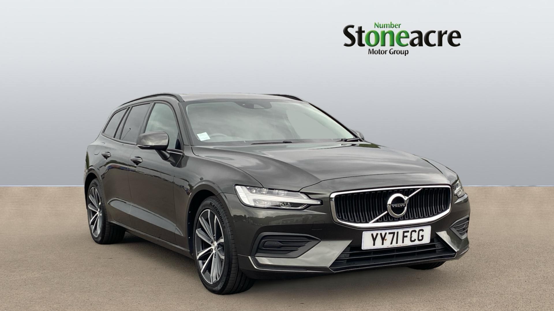 Main listing image - Volvo V60