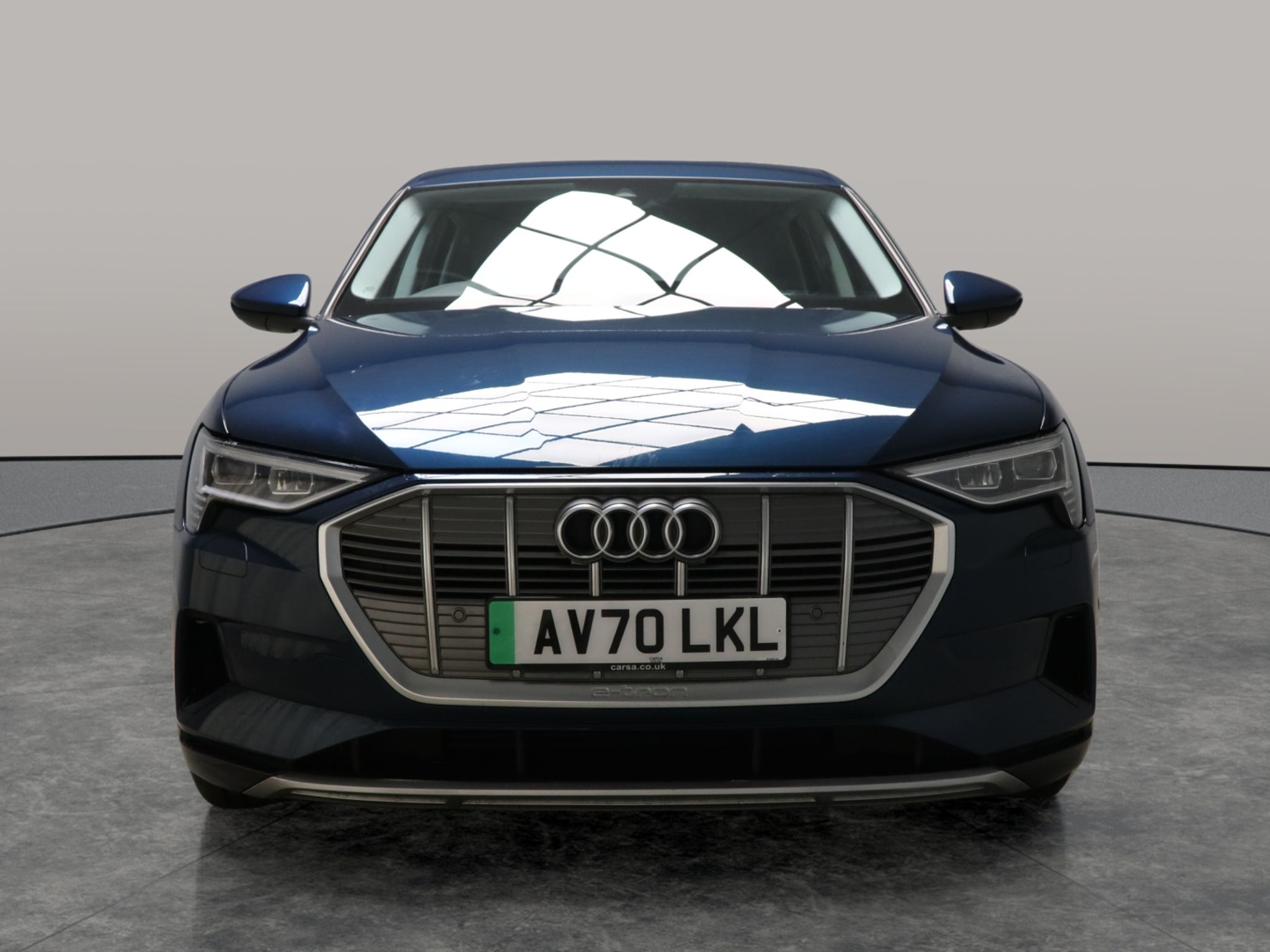 Main listing image - Audi e-tron