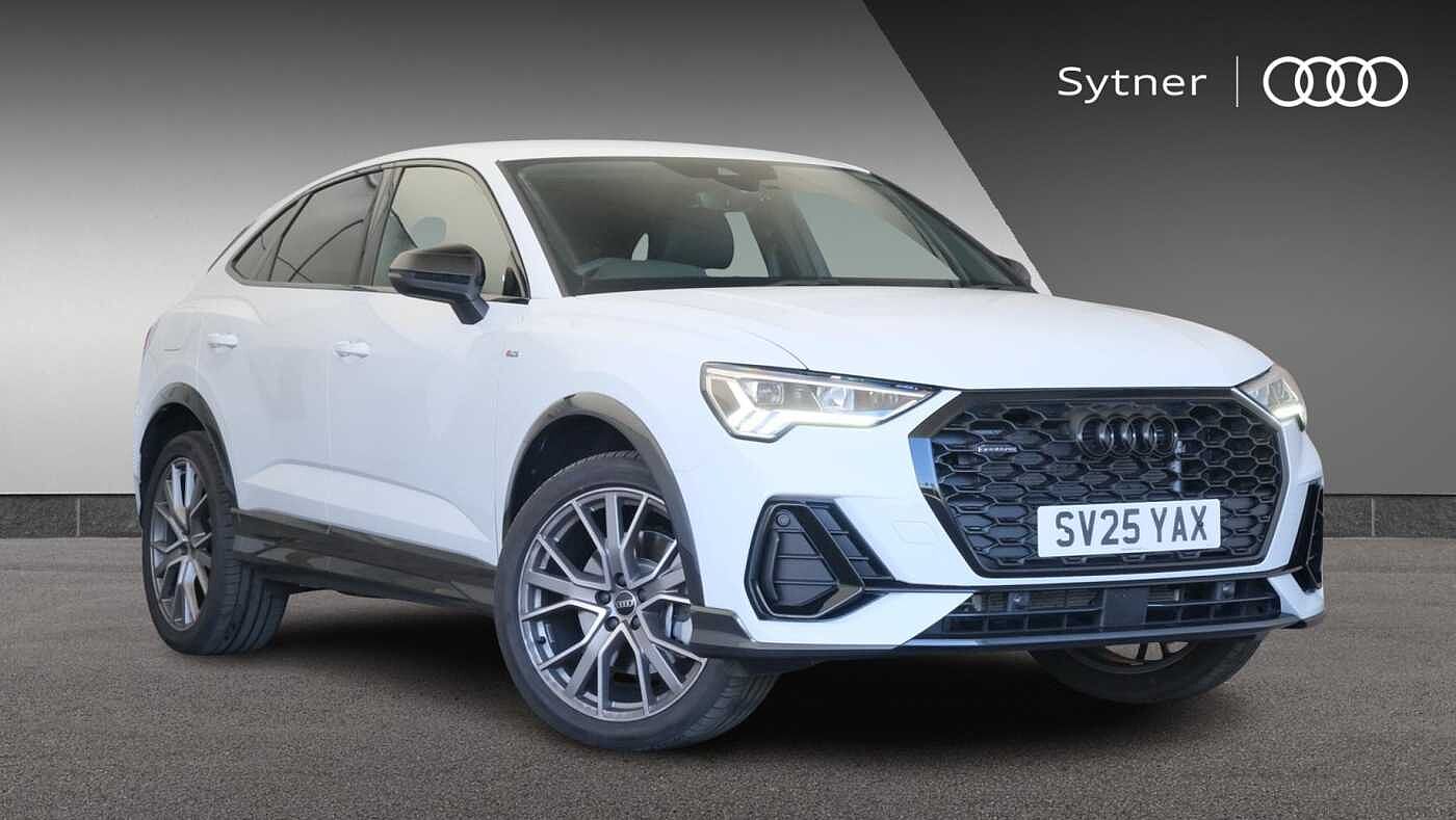 Main listing image - Audi Q3
