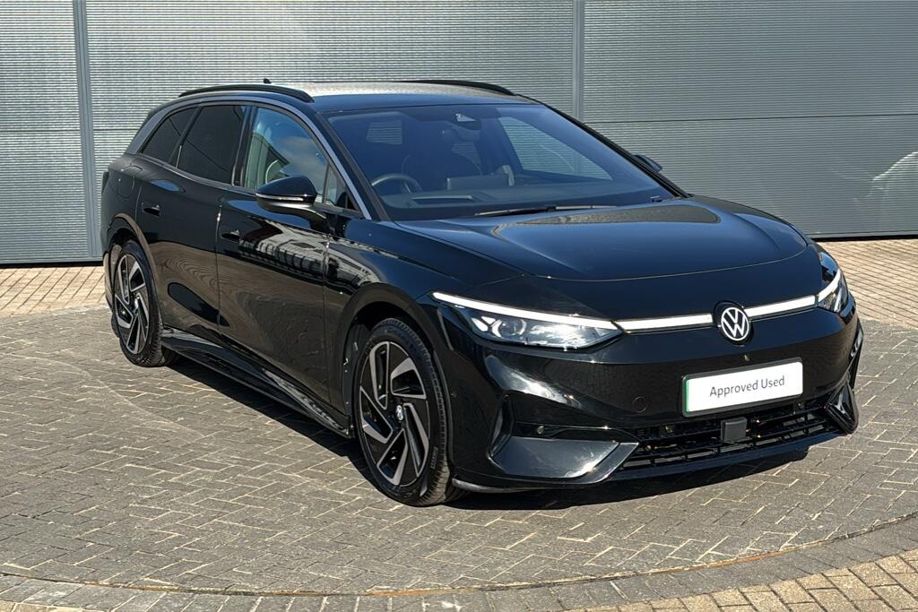 Main listing image - Volkswagen ID.7