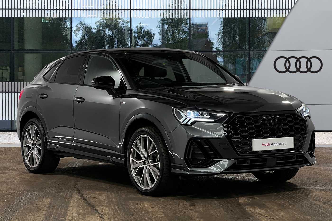 Main listing image - Audi Q3