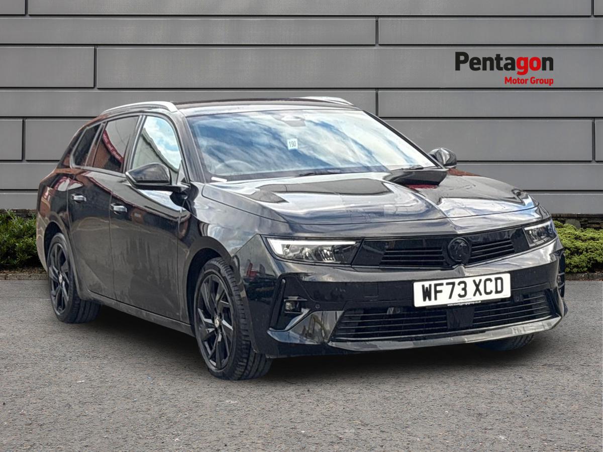 Main listing image - Vauxhall Astra Sports Tourer