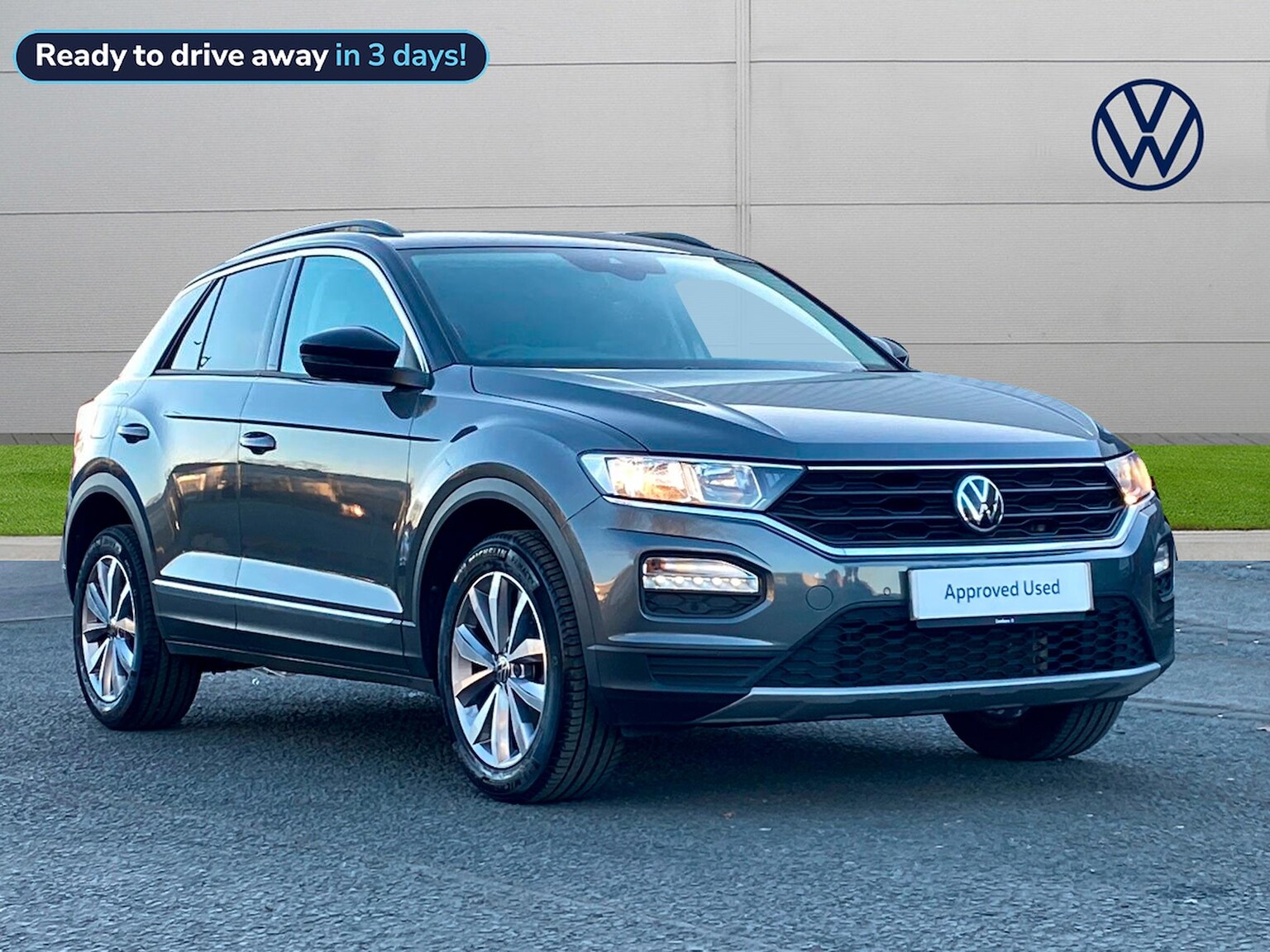 Main listing image - Volkswagen T-Roc