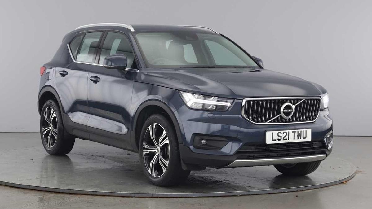 Main listing image - Volvo XC40