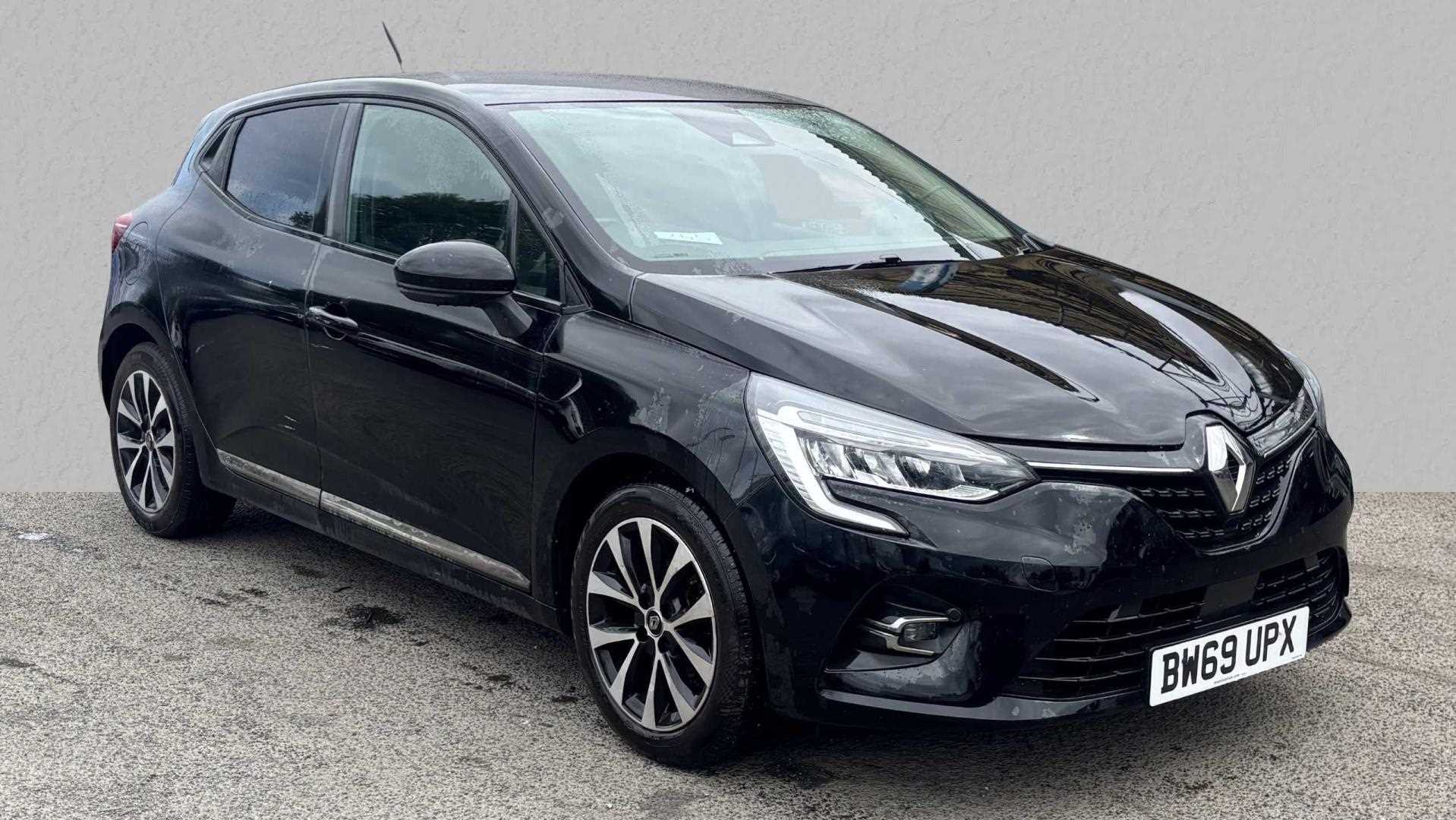 Main listing image - Renault Clio