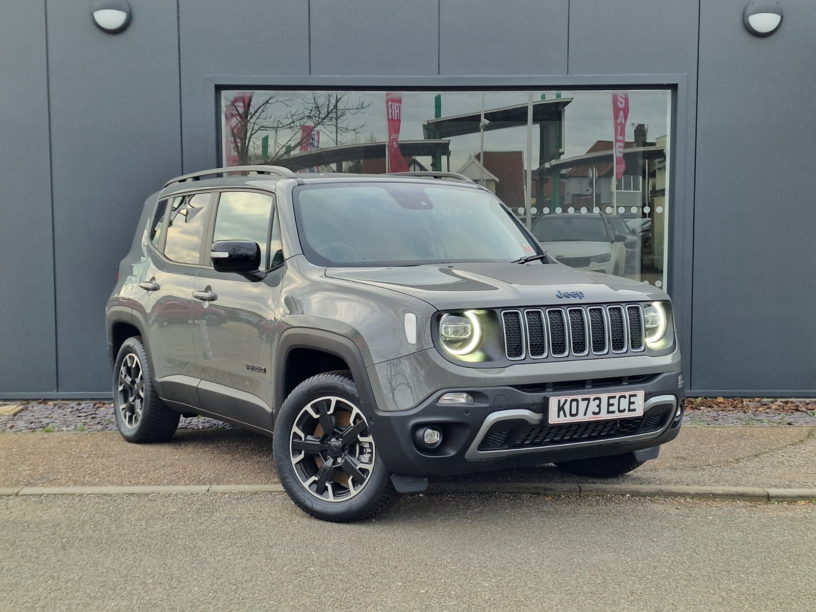 Main listing image - Jeep Renegade